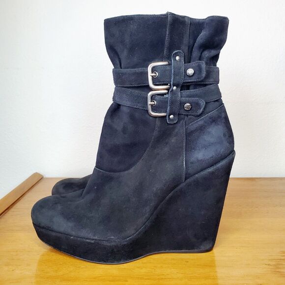Stuart Weitzman WedgeHolster Black Suede Ruched Buckle Booties Fall Ankle SZ 9 - Picture 5 of 11